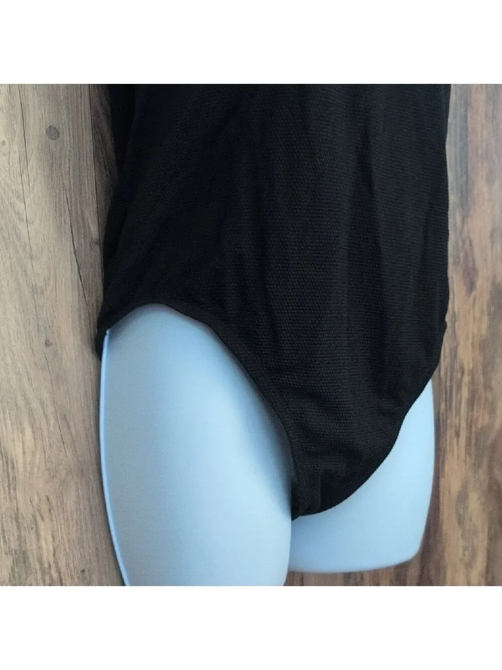 Time and Tru Black One Piece Textured Swimsuit XL 16-18        628D